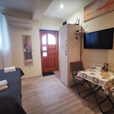 Meressa Nina&Leo Studio Apartments Novigrad  Luaran gambar