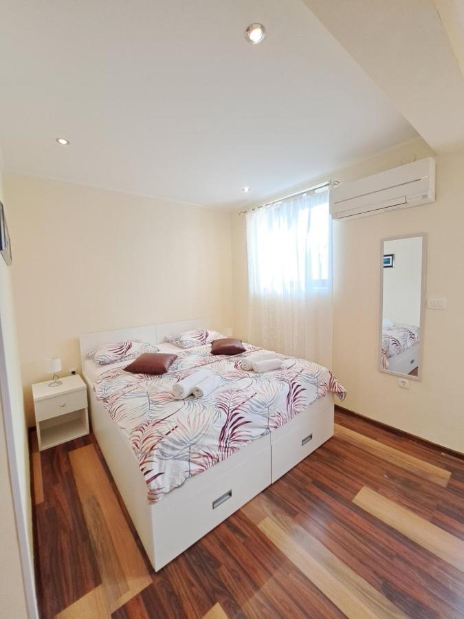 Meressa Nina&Leo Studio Apartments Novigrad  Luaran gambar