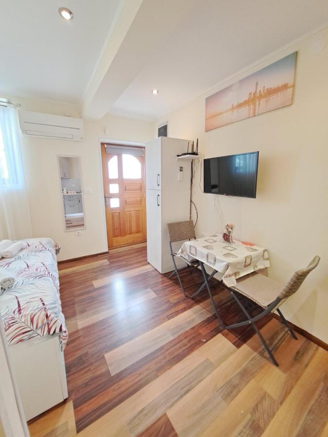 Meressa Nina&Leo Studio Apartments Novigrad  Luaran gambar