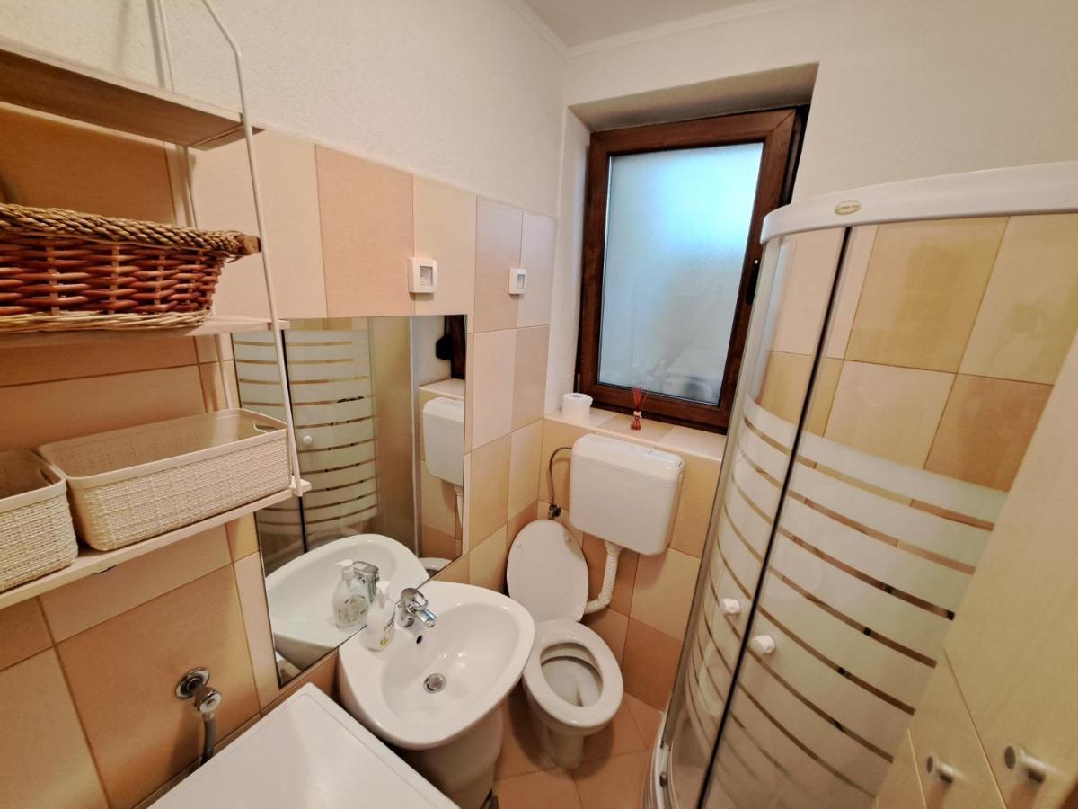 Meressa Nina&Leo Studio Apartments Novigrad  Luaran gambar