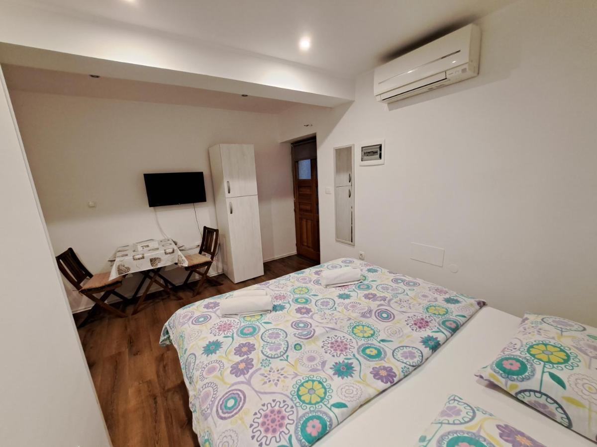 Meressa Nina&Leo Studio Apartments Novigrad  Luaran gambar