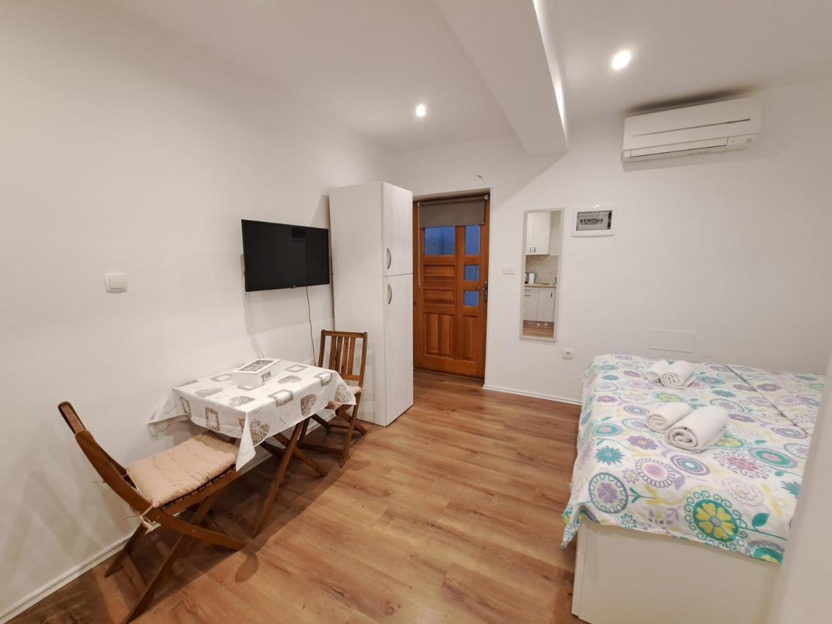 Meressa Nina&Leo Studio Apartments Novigrad  Luaran gambar