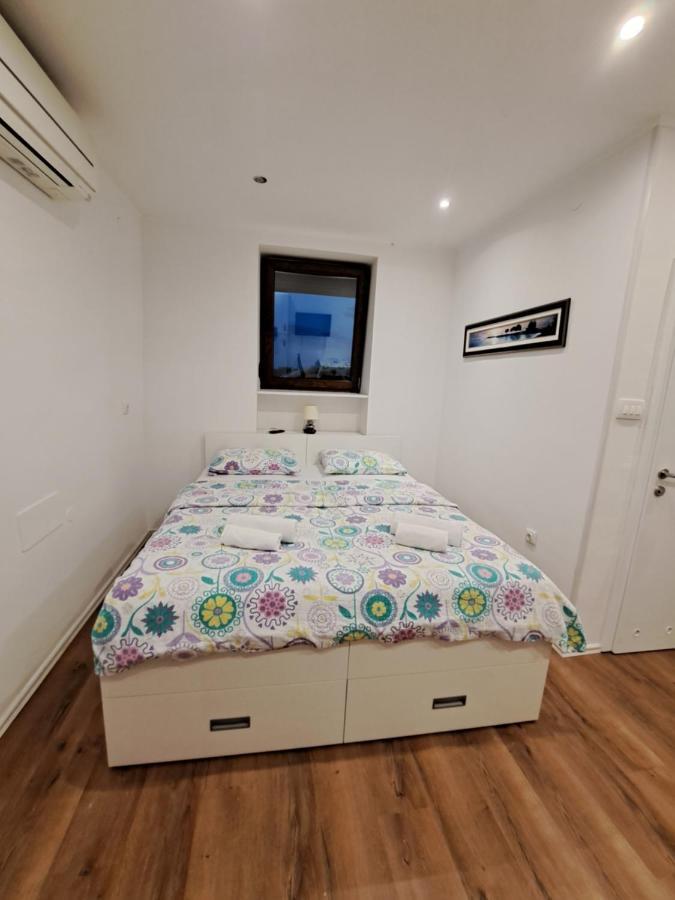 Meressa Nina&Leo Studio Apartments Novigrad  Luaran gambar