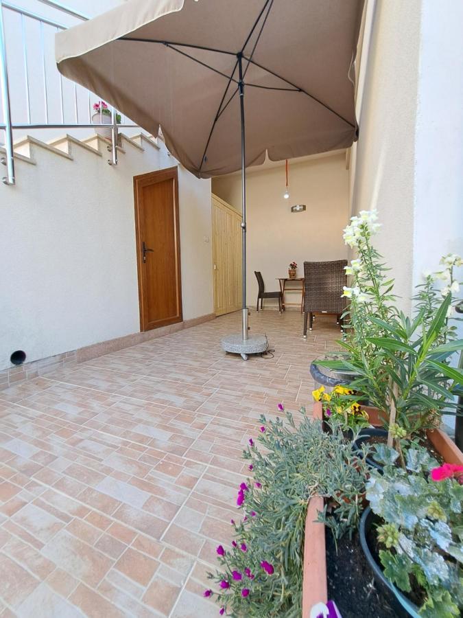 Meressa Nina&Leo Studio Apartments Novigrad  Luaran gambar
